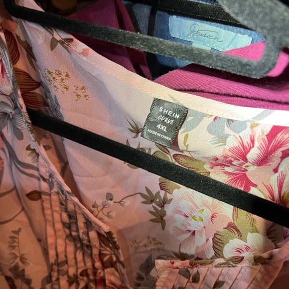 SHEIN Pink Floral Blouse - Picture 2 of 4